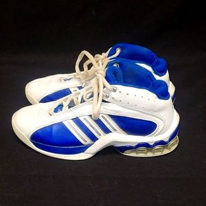 Mens adidas shoes size 9.5